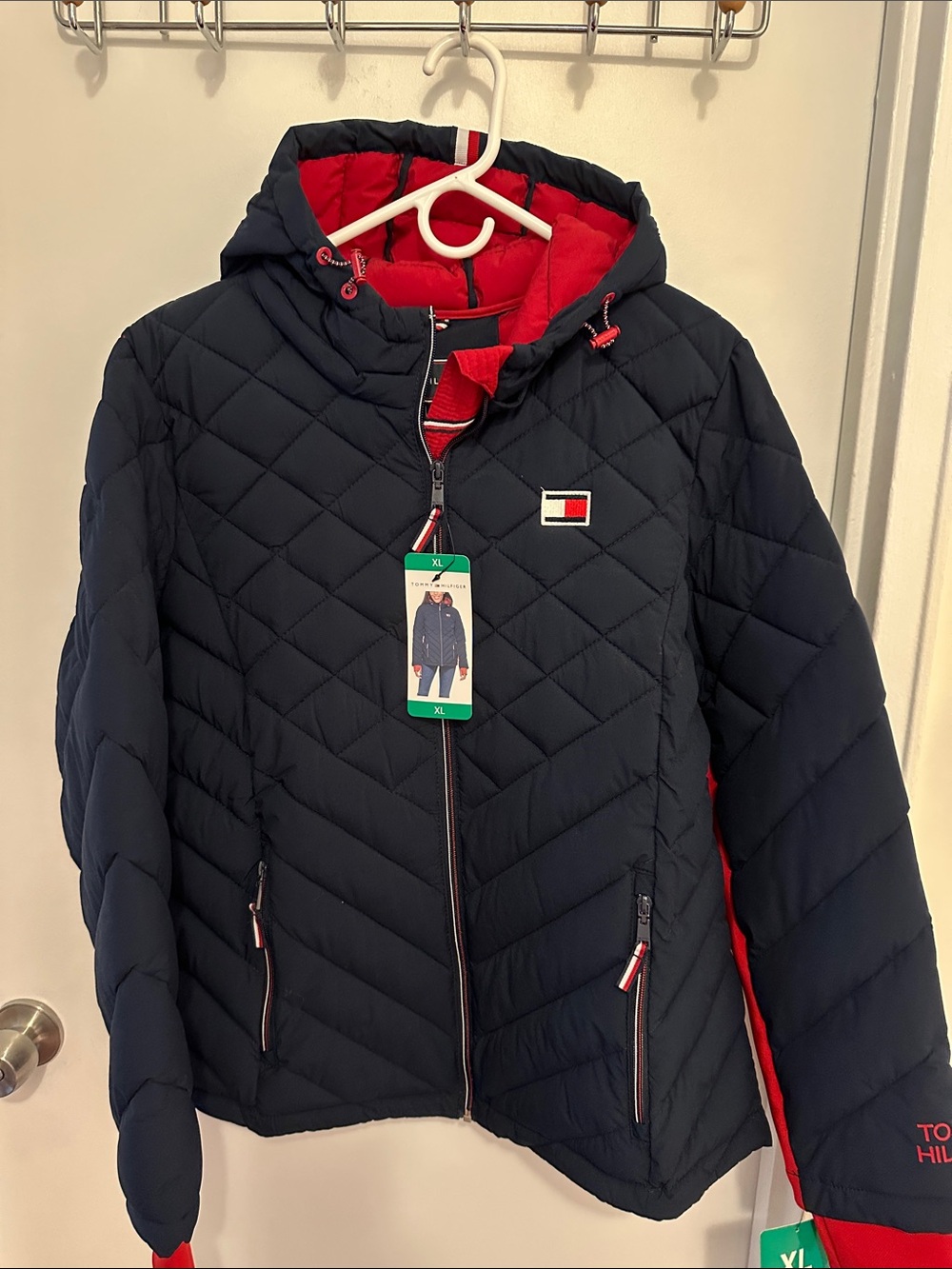 Tommy Hilfiger Quilted Hooded Jacket in Navy with Red Lining